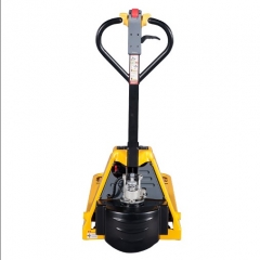 TRANSPALETA EL�CTRICA 1200KGS U�A LARGA 2000MM